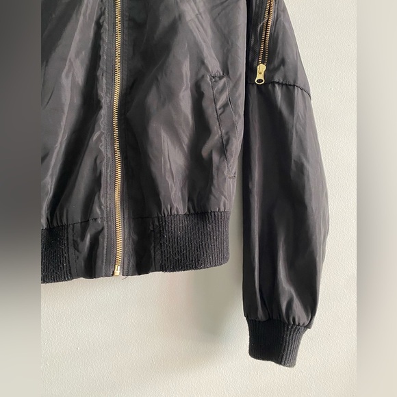 black bomber jacket, orange lining, gold zipper details - Picture 4 of 6